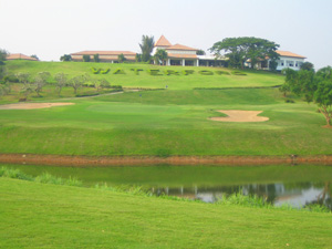 WATERFORD VALLEY GOLF CLUB CHIANG RAI